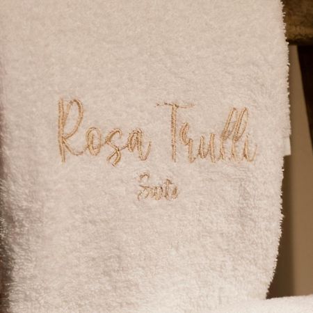 Rosa Trulli Suite 阿尔贝罗贝洛 外观 照片